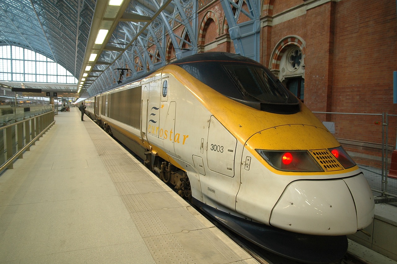 High-Speed Rail Transport from London Photo of low carbon cost high-speed rail transport from London